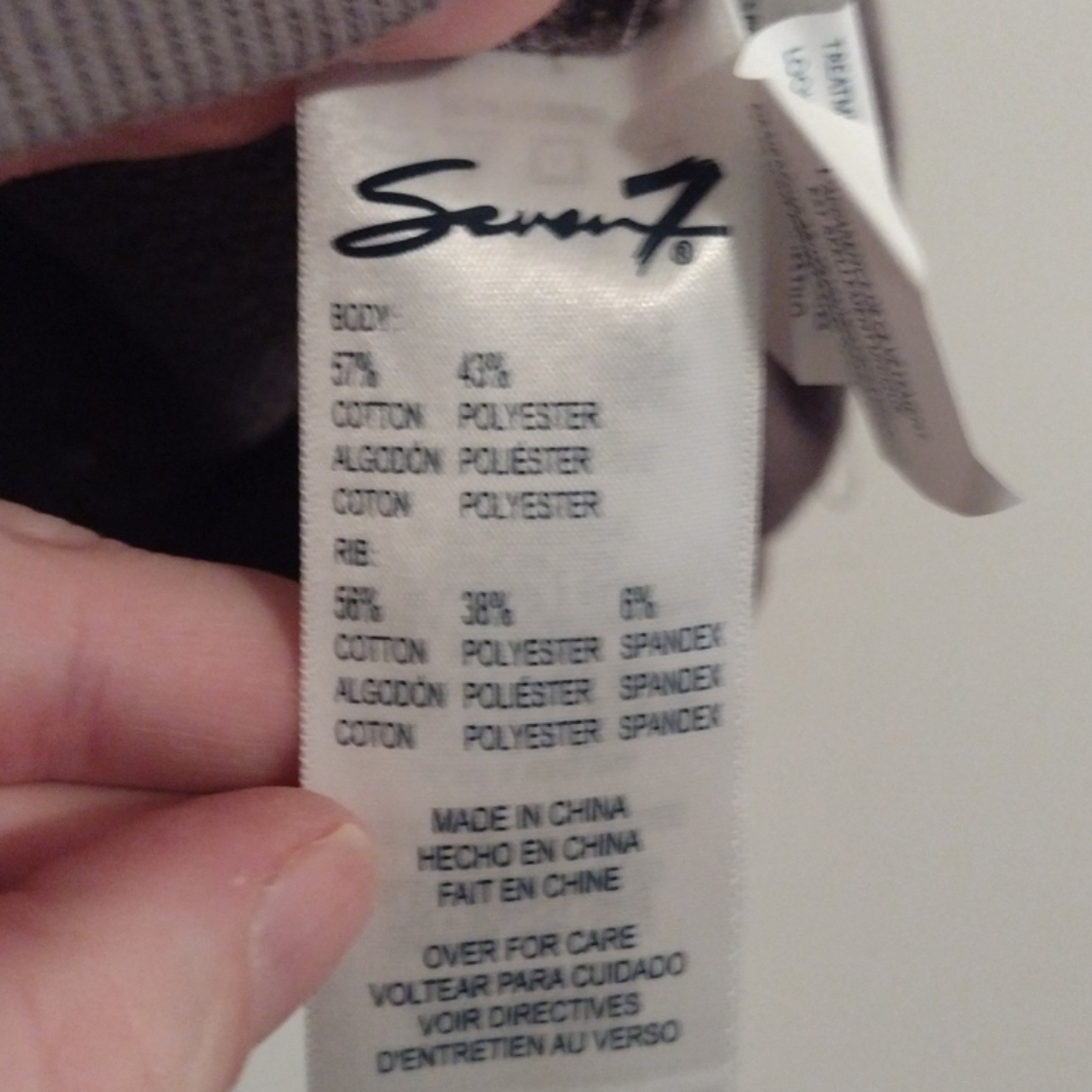 Seven7 Star Hoodie - Picture 6 of 7